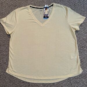 NWT Gap short sleeve shirt